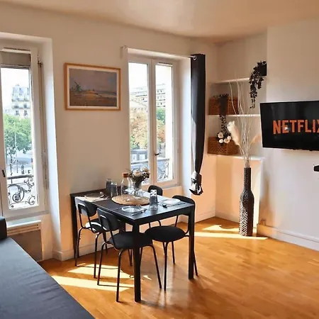 Appartement Grand T2 Elegant A Nation, *