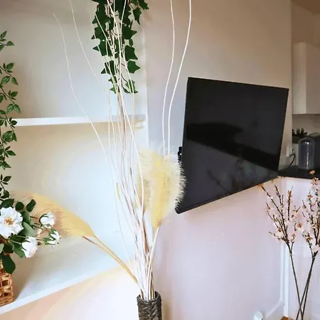 Apartment Grand T2 Elegant A Nation, Paris